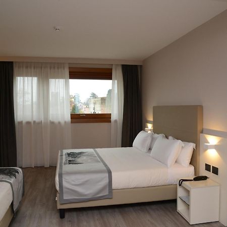Albergo Roma, BW Signature Collection Кастельфранко-Венето Экстерьер фото